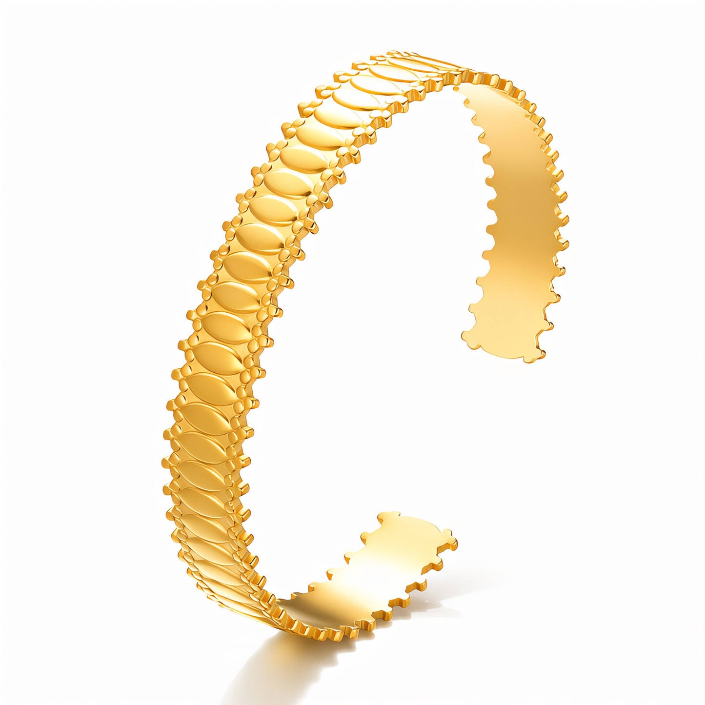Luxx 18K Gold Bangle